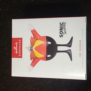 Keepsake Sonic The Hedgehog Ornament